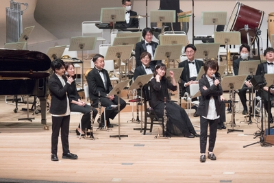 左から小林裕介、河西健吾