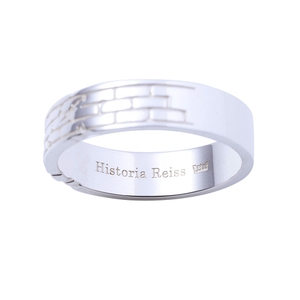 LUVMa03ZS0rAZps4tWn8.jpg?w=940&h=940