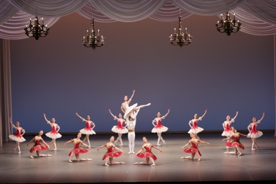 LWuqPIvqN7LLJc8tXPs9.jpg?w=940&h=940