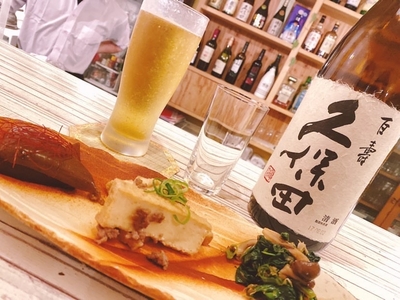 LYj7mWrwYVgIEbzLMb4v.jpeg?w=940&h=940