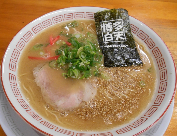 博多ラーメン ¥700