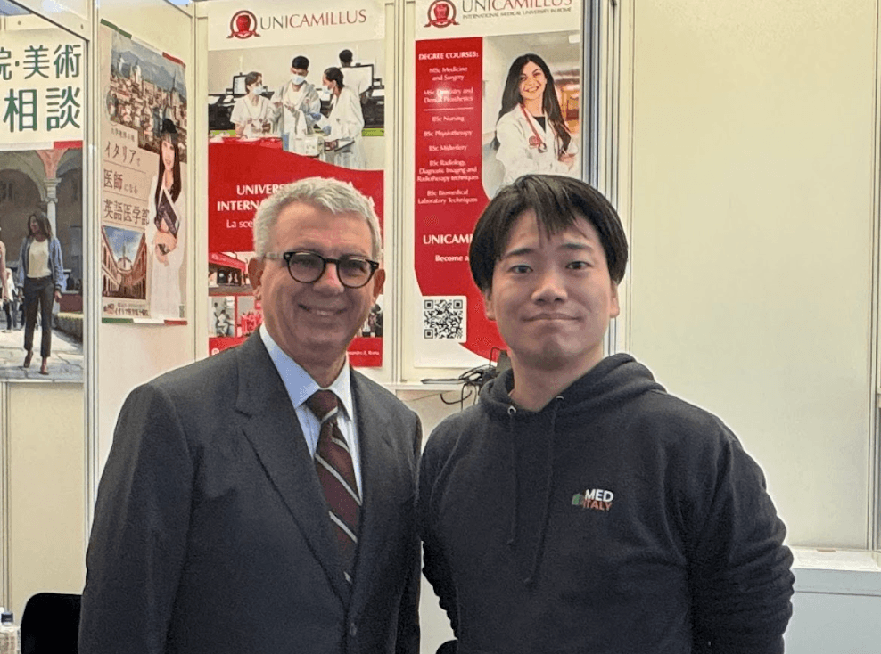 駐日イタリア大使(ジャンルイジ・ベネデッティ氏)との記念撮影