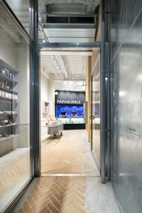 Lq6nOmAfhRGb81sSCMGm.jpg?w=940&h=940