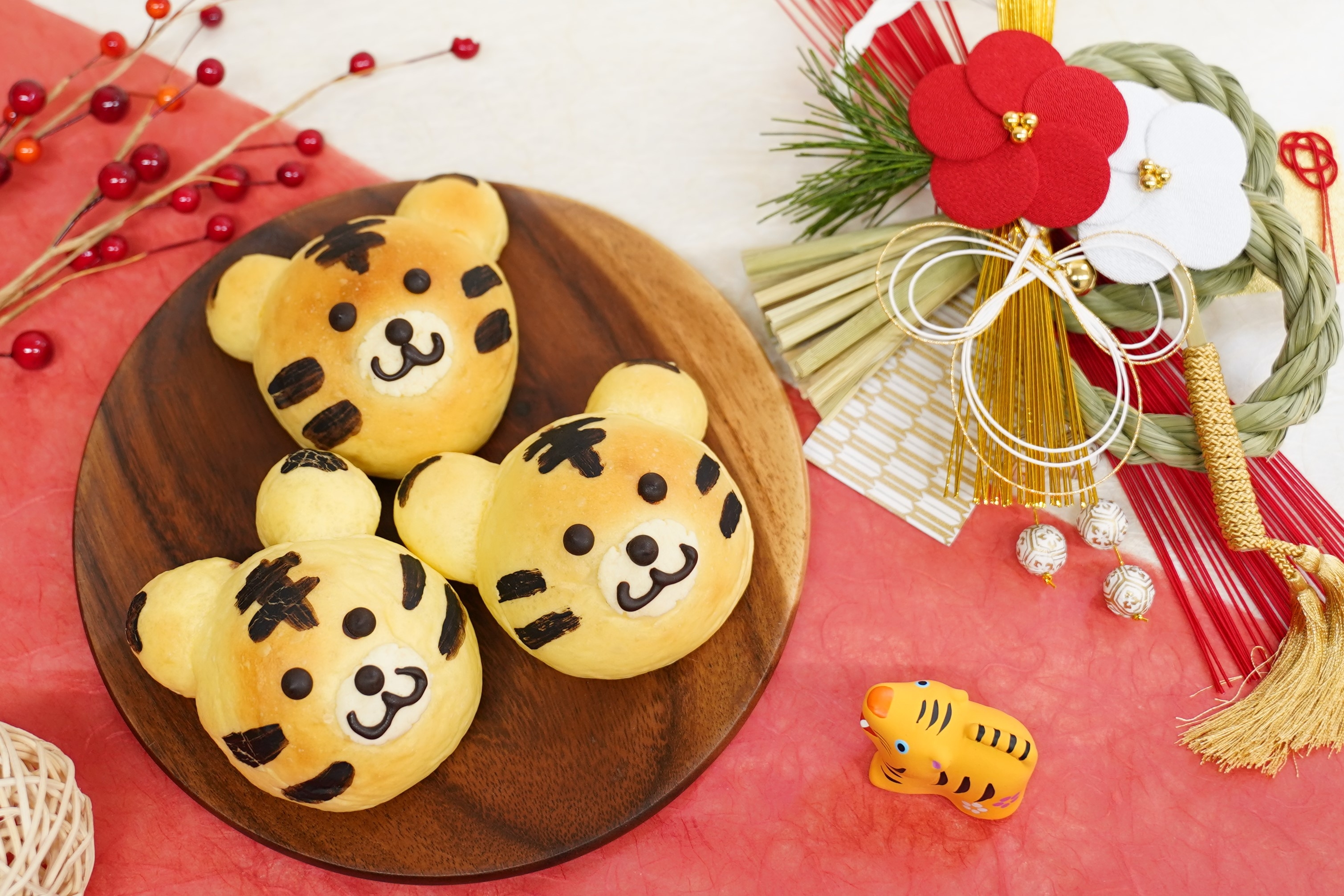 2022年は可愛いクリームパンでおめでタイガー! 蜂蜜チョコホイップたっぷり!「tora・san 寅さん」が数量限定で登場