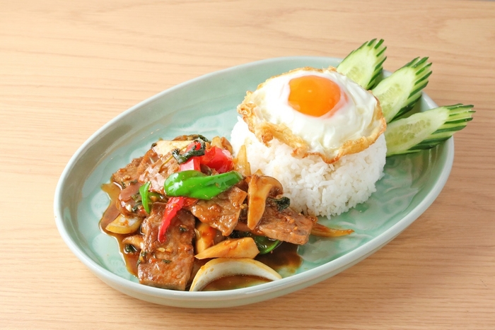 牛ロースガパオ 牛ロース肉のホーリーバジル炒め