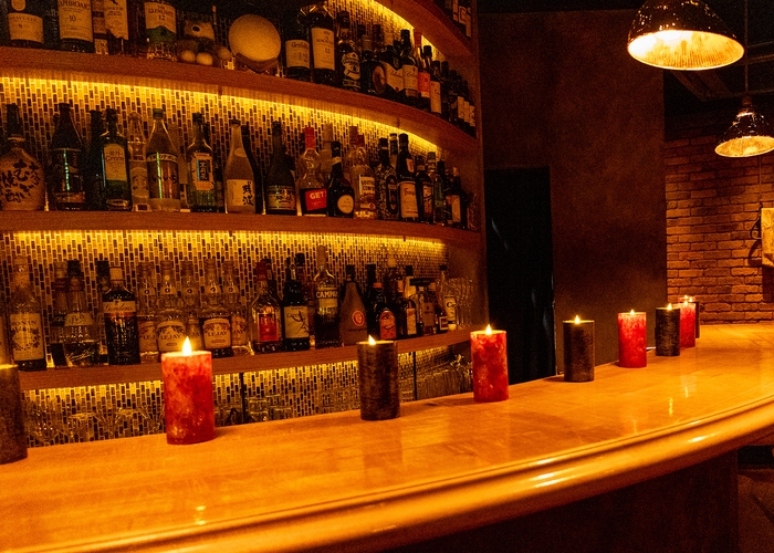 ホテル／バー向け　レッドと黒のカスタマイズ色