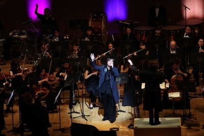 M0XkLobmxXsljNI5OZFZ.jpeg?w=940&h=940