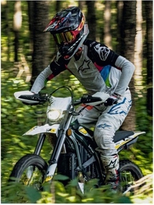 M6E4pI97bxcsDOPcnGZi.jpg?w=940&h=940