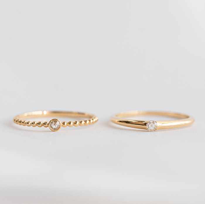 左:「ルプルナ」リング 右:「ルアンナ」リング