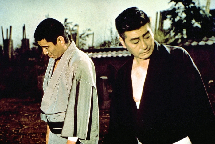 「昭和残侠伝 吼えろ唐獅子」©東映