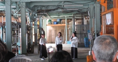 令和7年（2025年）10月に開催された瀬戸内国際芸術祭2025での「エコー遺産アカペラライブ！」の様子