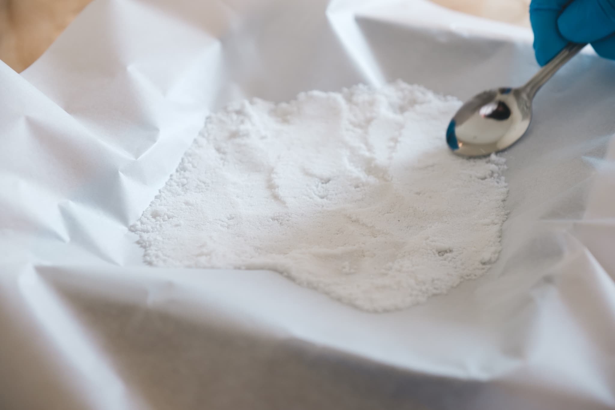 皆生の海水を炊いて作る自家製塩