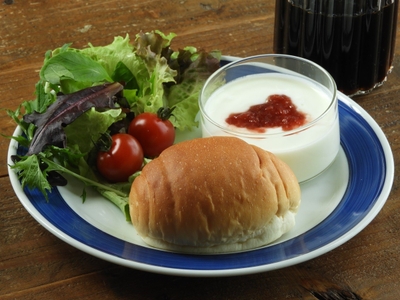 無塩のロールパン