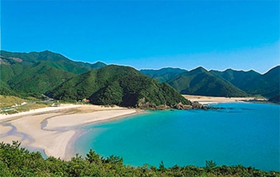 MRHqpAsJZ2v0uv2D385a.jpg?w=940&h=940