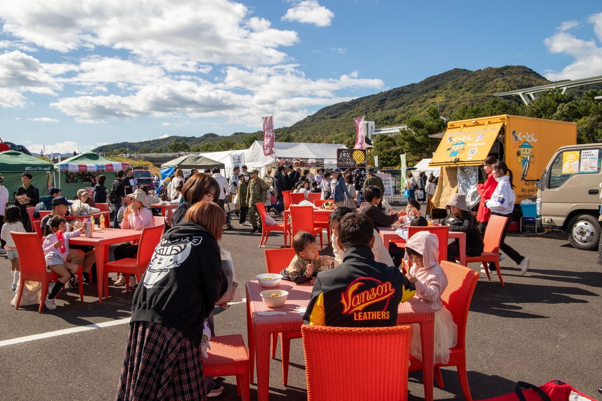 話題のりんご飴や淡路島産小麦を使用したバームクーヘンなど約16店舗が出店! 「UNDOKAI WORLD CUP 2024」 飲食ブース出店舗決定!