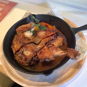 MVmuuxaoEthgzuAH3Dya.jpg?w=940&h=940