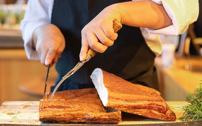 MWxHo8vklsBroVnKrjHj.jpg?w=940&h=940