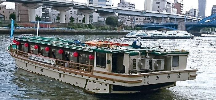 屋形船(イメージ画像)