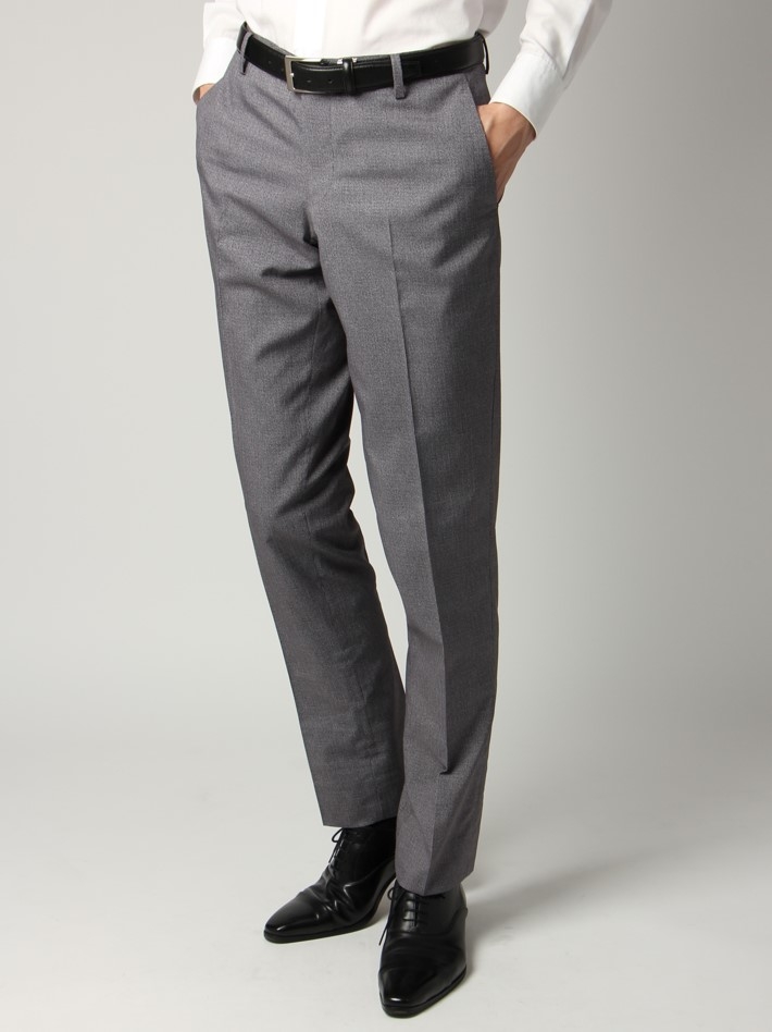 ワンタッチで“裾上げ”ができるビジネスパンツを発売