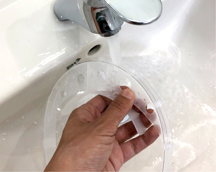 オールプラスチックのため、丸洗い可能