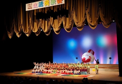 昨年度お遊戯の様子