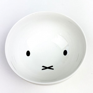 MjnJC2zQ5XPaHGsvey5C.jpg?w=940&h=940