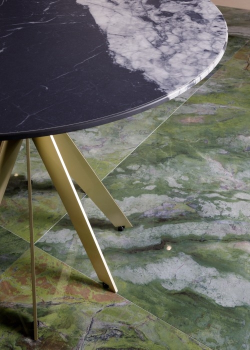 テーブル:4D CERAMICS GRAND ANTIQUE 4D