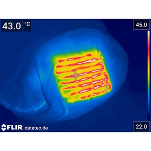 MjquVAHpnVYYh5m80WaP.jpg?w=940&h=940