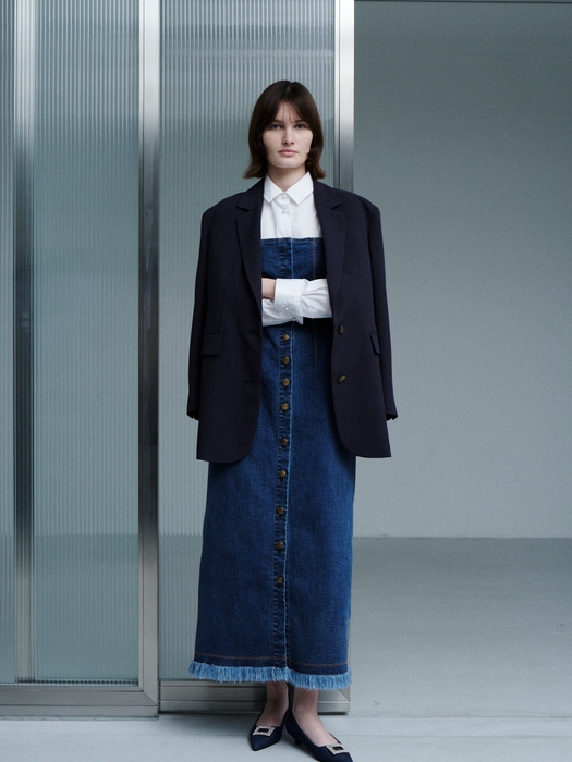 Jacket ¥18,920 inc.tax・Shirts¥11,000 inc.tex・One-piece¥13,970 inc.tax・Shoes¥9,900 inc.tax