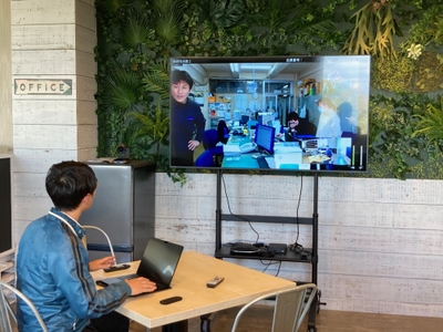 MlmK5YZ2vfZicLOGESoY.jpg?w=940&h=940