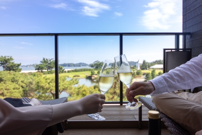 MnmWb1AegvkuEqHlBWXd.jpg?w=940&h=940