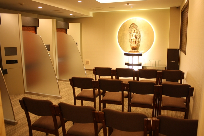 4Fカード式納骨堂風景