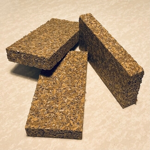 ダンボールをリサイクル