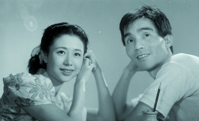 「愛妻物語」©KADOKAWA 1951