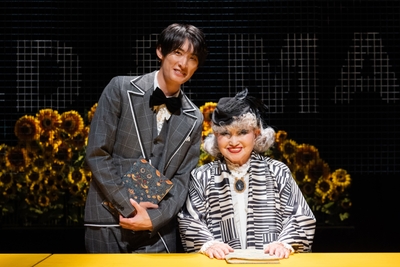 MzPCd05qWygtEyLap13e.jpg?w=940&h=940