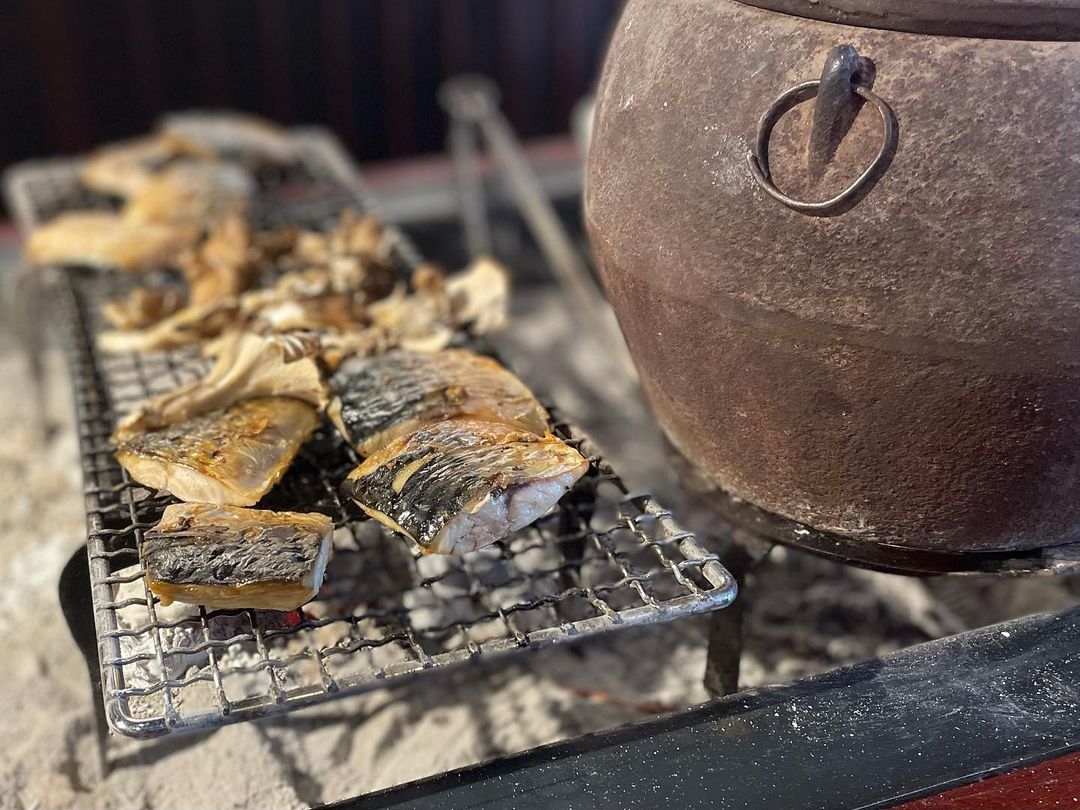 炉端で仕上げる日替わりおかず