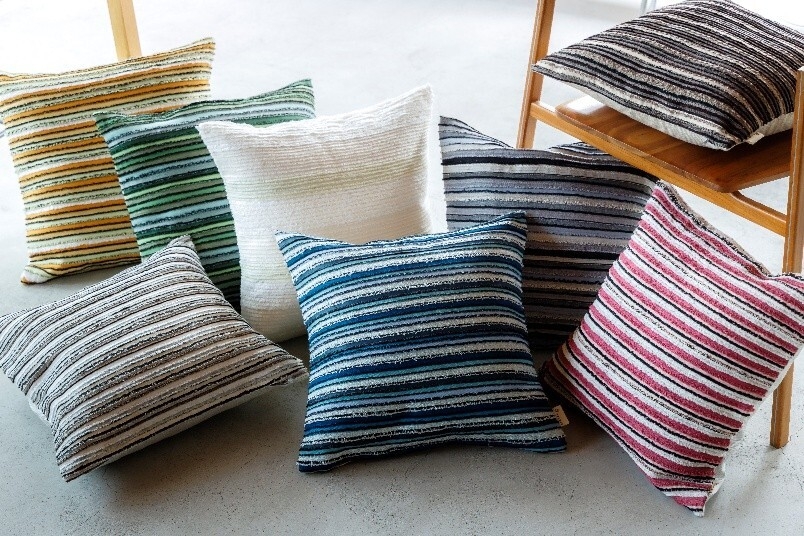 クッションカバー(4,290円)