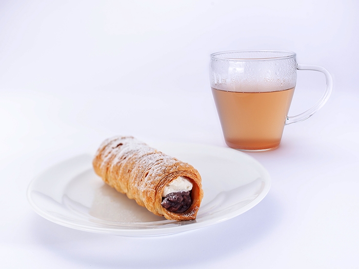 あずきコルネ(和三盆クリーム)+あずき茶セット