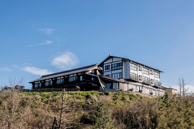 NBhCFHAeMop5dWiCD8iR.jpg?w=940&h=940