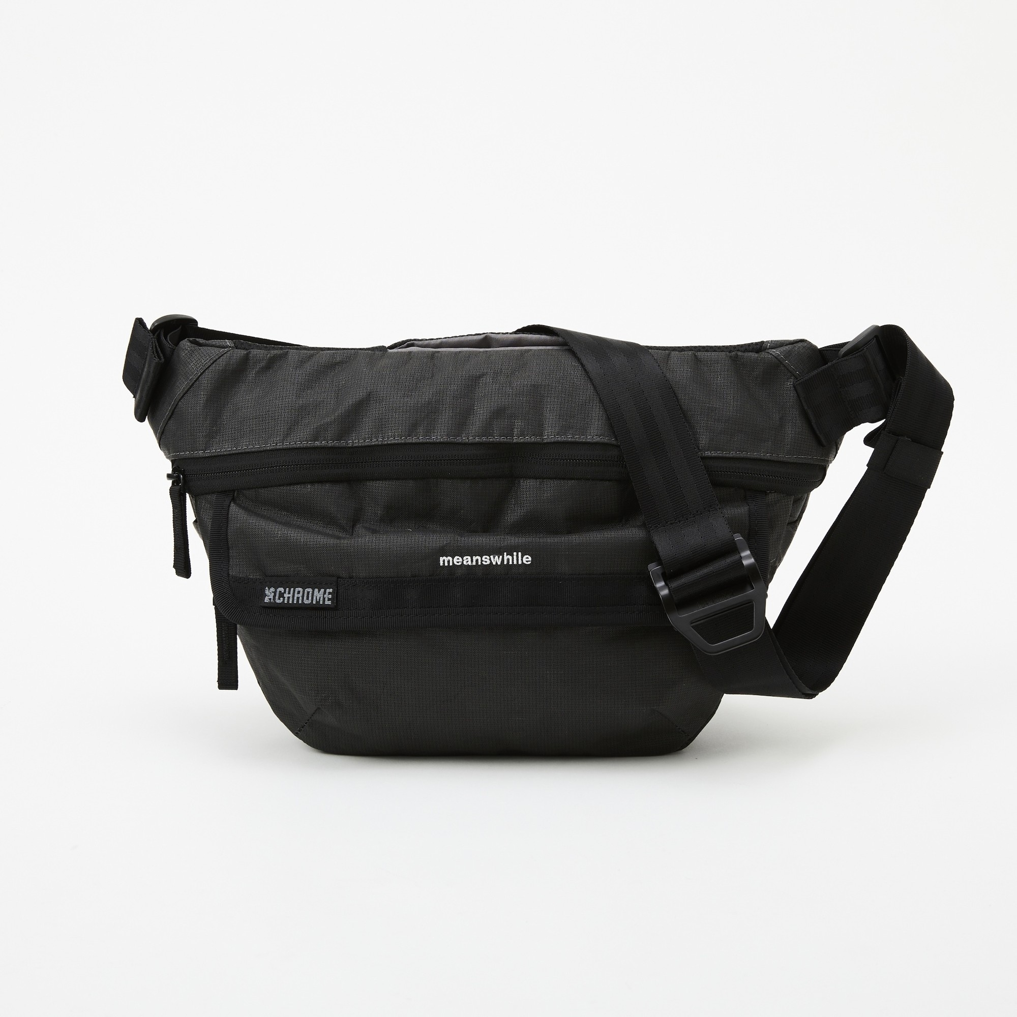【新品】  ユーティリティ メッセンジャー スリングバッグ CHROME × meanswhile コラボレーション第二弾 「BOT FLAP SLING 5L