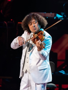 NDregaAT6nOrFlbkmYhj.jpg?w=940&h=940