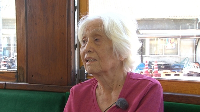 「一番電車」に乗務した笹口里子さん