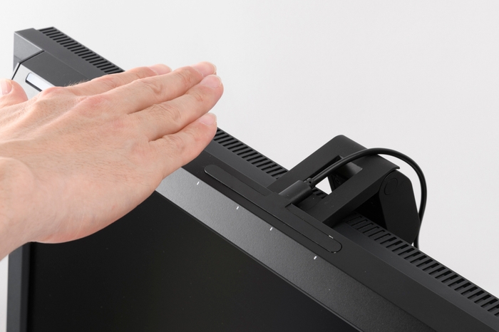 タッチレスでON/OFF