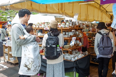 会場テント内の様子②