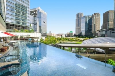 NM4iuvP6jF041OQl5mKs.jpg?w=940&h=940