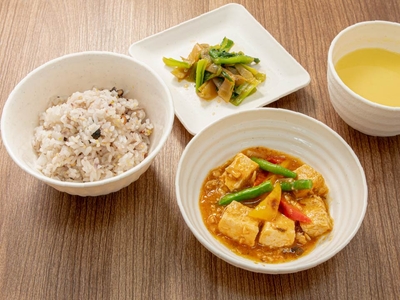 NRVCITWhAM33HSfCOUU2.jpg?w=940&h=940