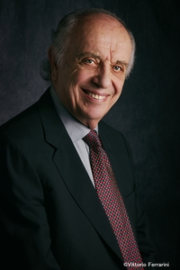 NRogi9wIEKzshzfX9m8D.jpeg?w=940&h=940