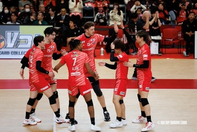 NVMCyxImKrGz3RsKUXIG.jpeg?w=940&h=940