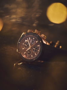 NbsB7rgfh77gsiRGzPwL.jpg?w=940&h=940