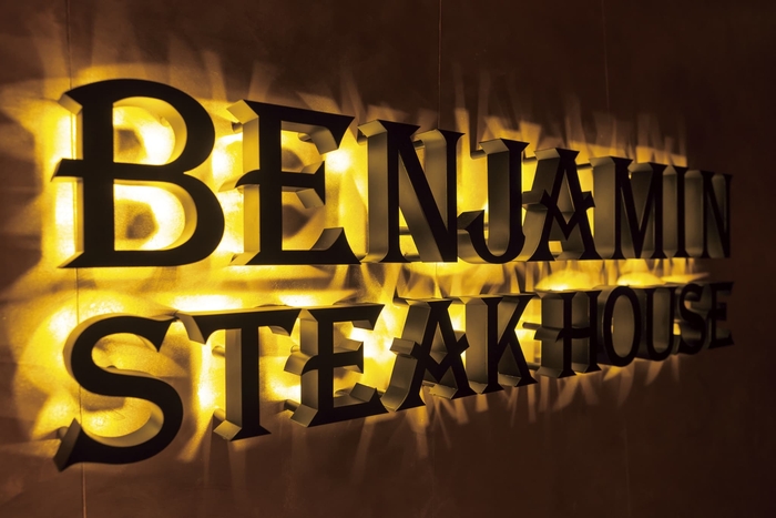 ベンジャミン エンブレム